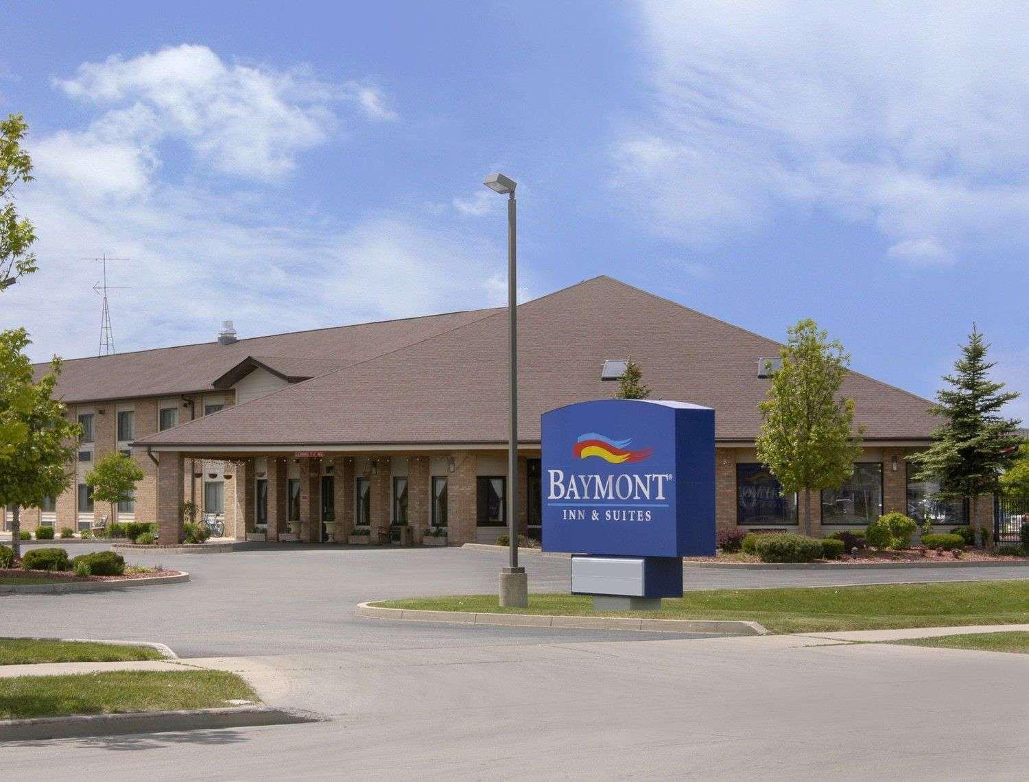 Hotel Baymont By Wyndham Whitewater Exterior foto